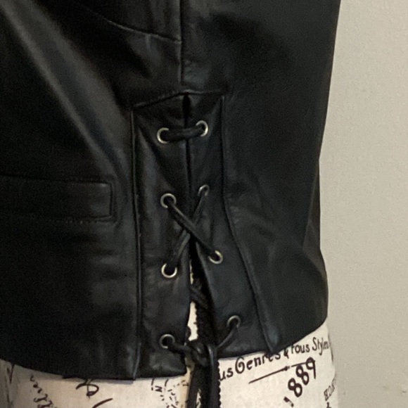 Harley-Davidson Black Leather Vest - Picture 7 of 12